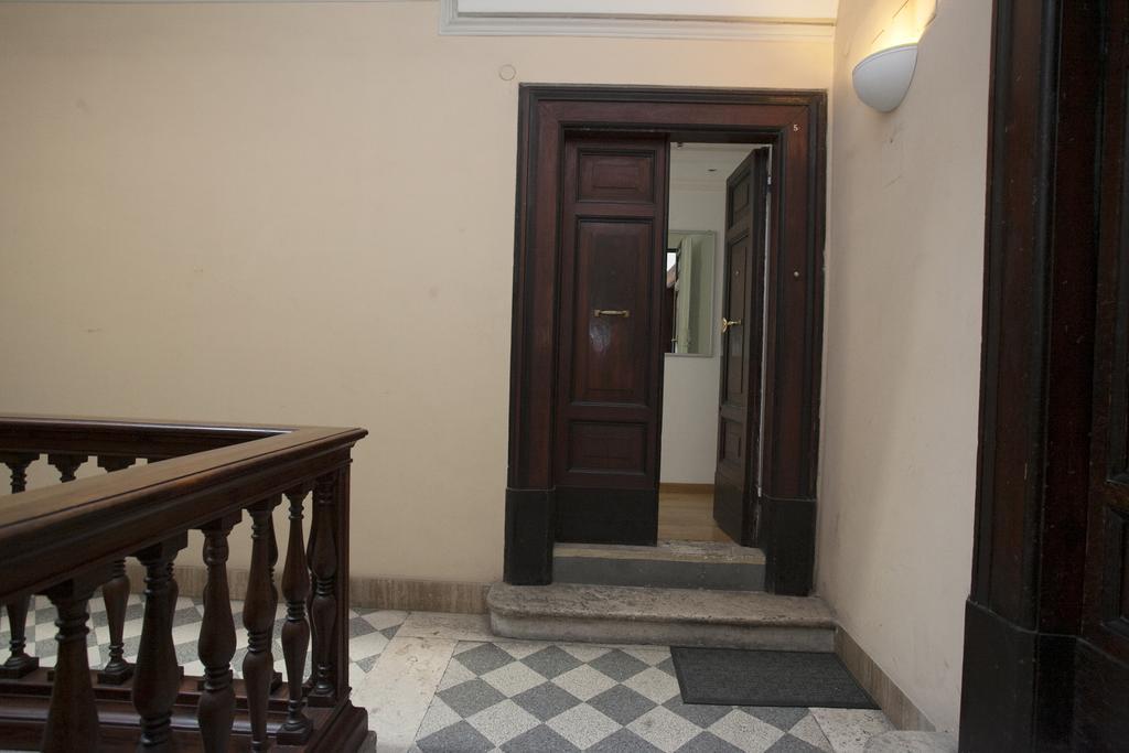 House Paganica Apartman Róma Szoba fotó