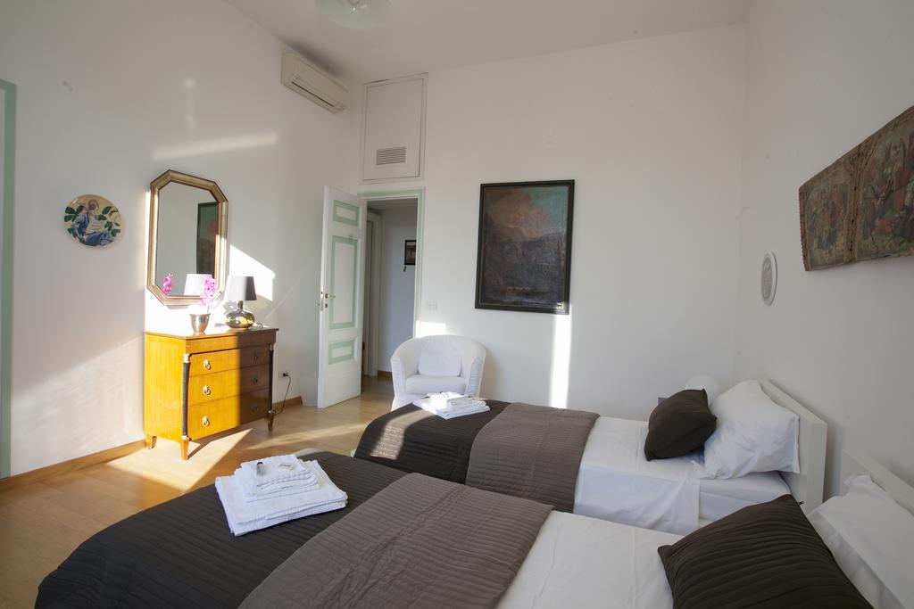 House Paganica Apartman Róma Szoba fotó